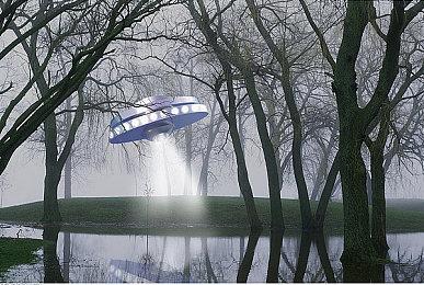 《疯狂被诅咒老太太之家》steam发售 恐怖探索之旅